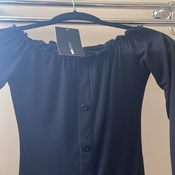 New black sleeved dress. - Picture 4 of 4